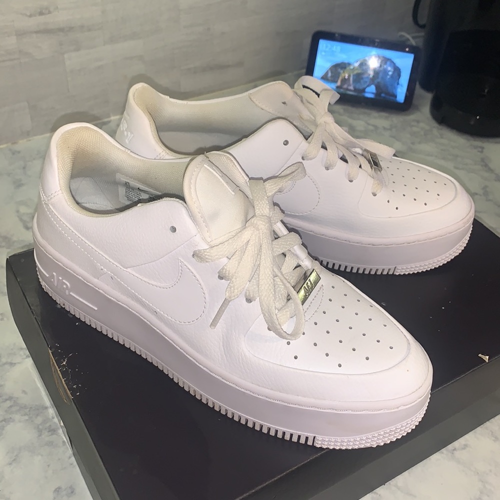 Nike Air Force 1